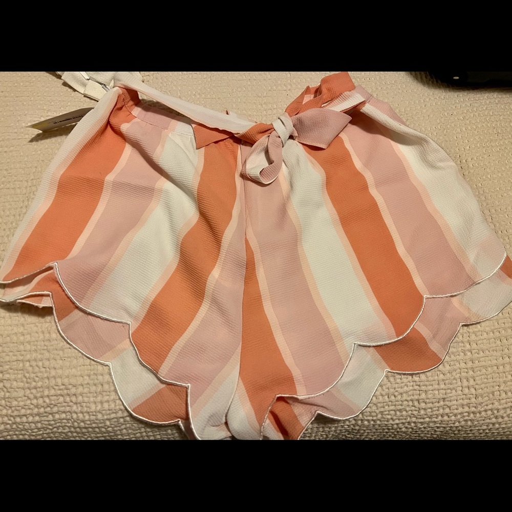 Style Rack “Sherbet for Me” High Waisted Bow Tie Scalloped Shorts Size L NWT